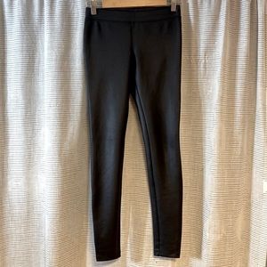 Faux leather look leggings
